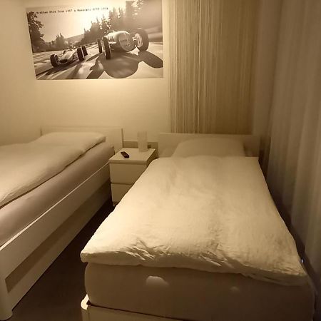 Ring-Race-Flats Appartements Adenau Esterno foto