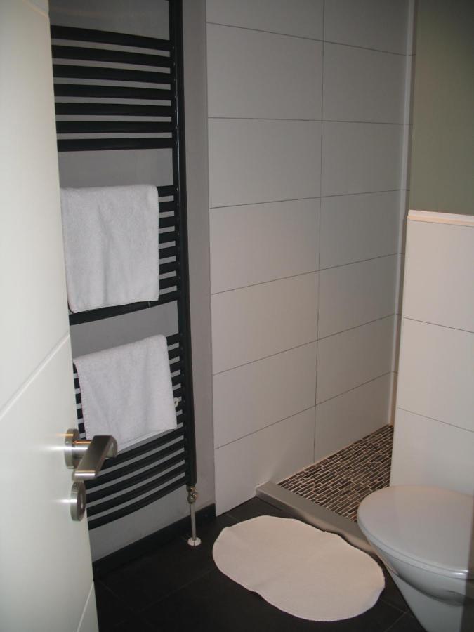 Ring-Race-Flats Appartements Adenau Esterno foto